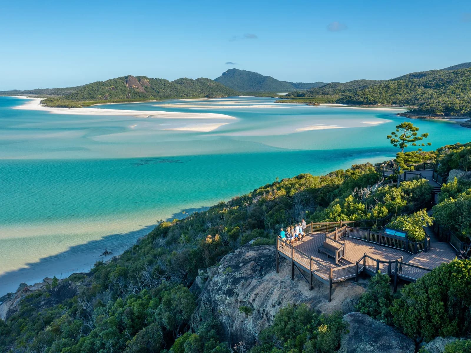 The Hill Inlet lookout over Whitehaven Beach, representative of the Whitsundays region