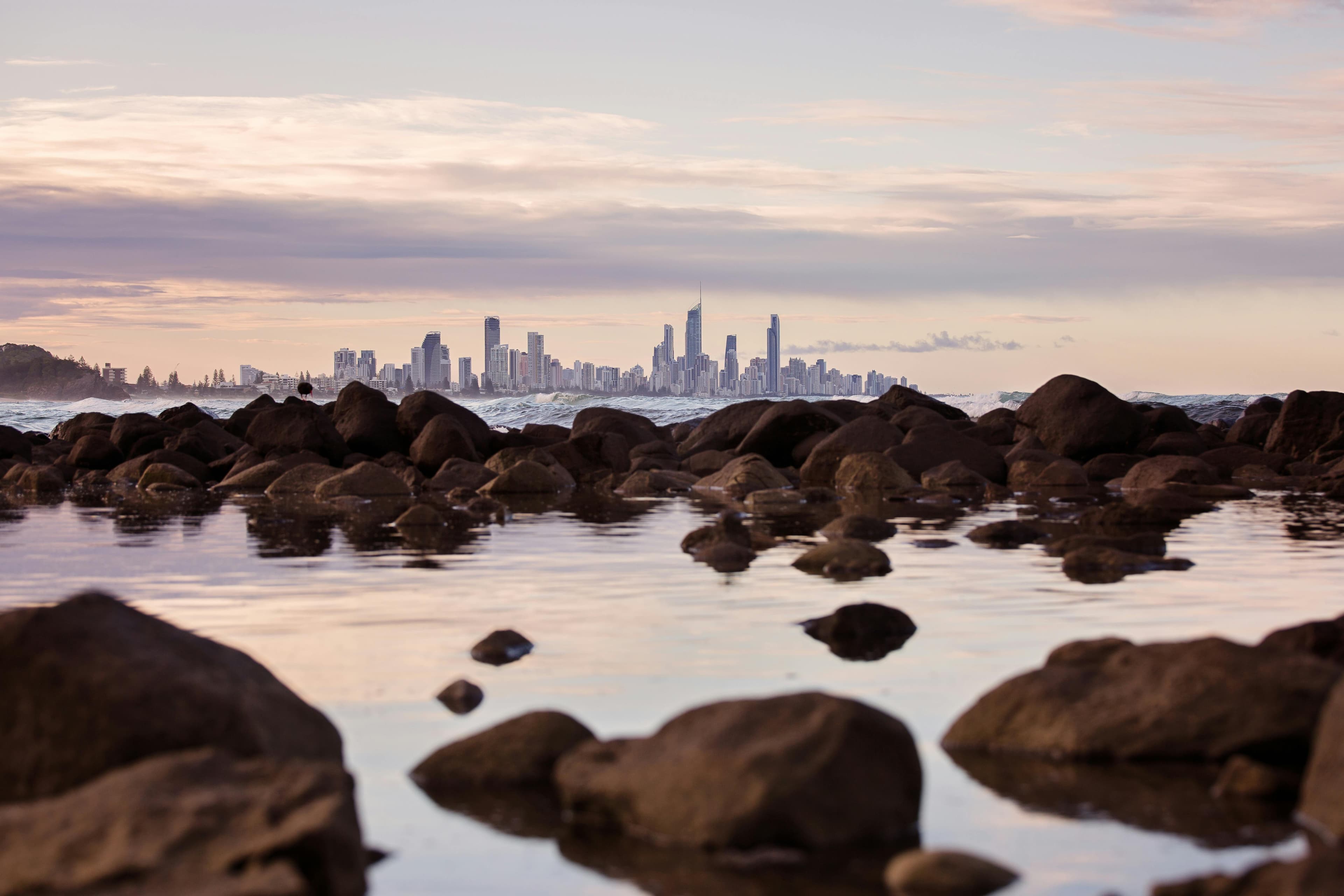 Gold Coast Apartment - Image 1
